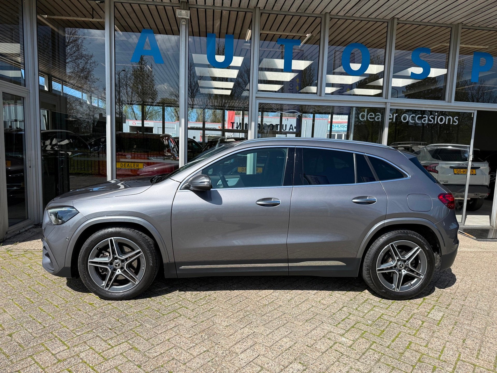 Mercedes-Benz GLA-klasse 200 AMG Line 163PK / SFEERVERLICHTI, Auto's, 15 km/l, Gebruikt, Zwart, 4 cilinders