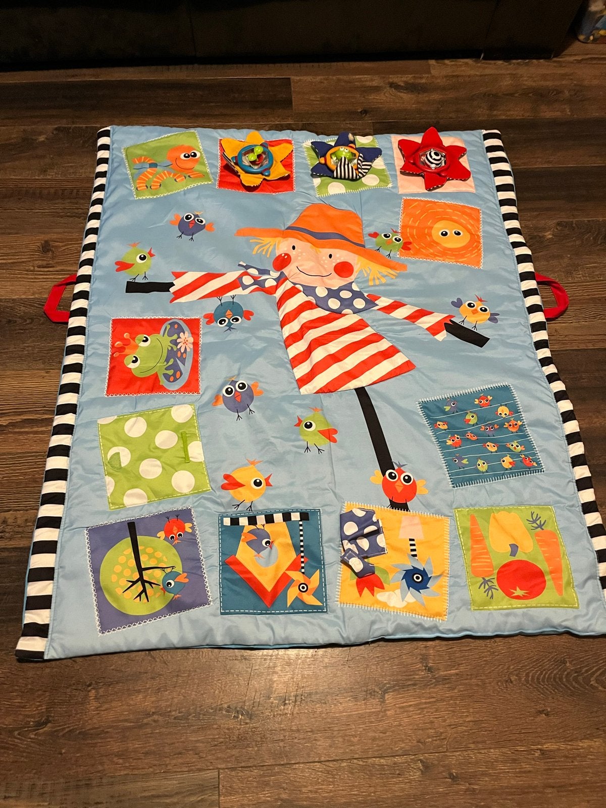Vrolijk Speelkleed met Rammelaars en Knispergeluiden, Ophalen of Verzenden, Gebruikt