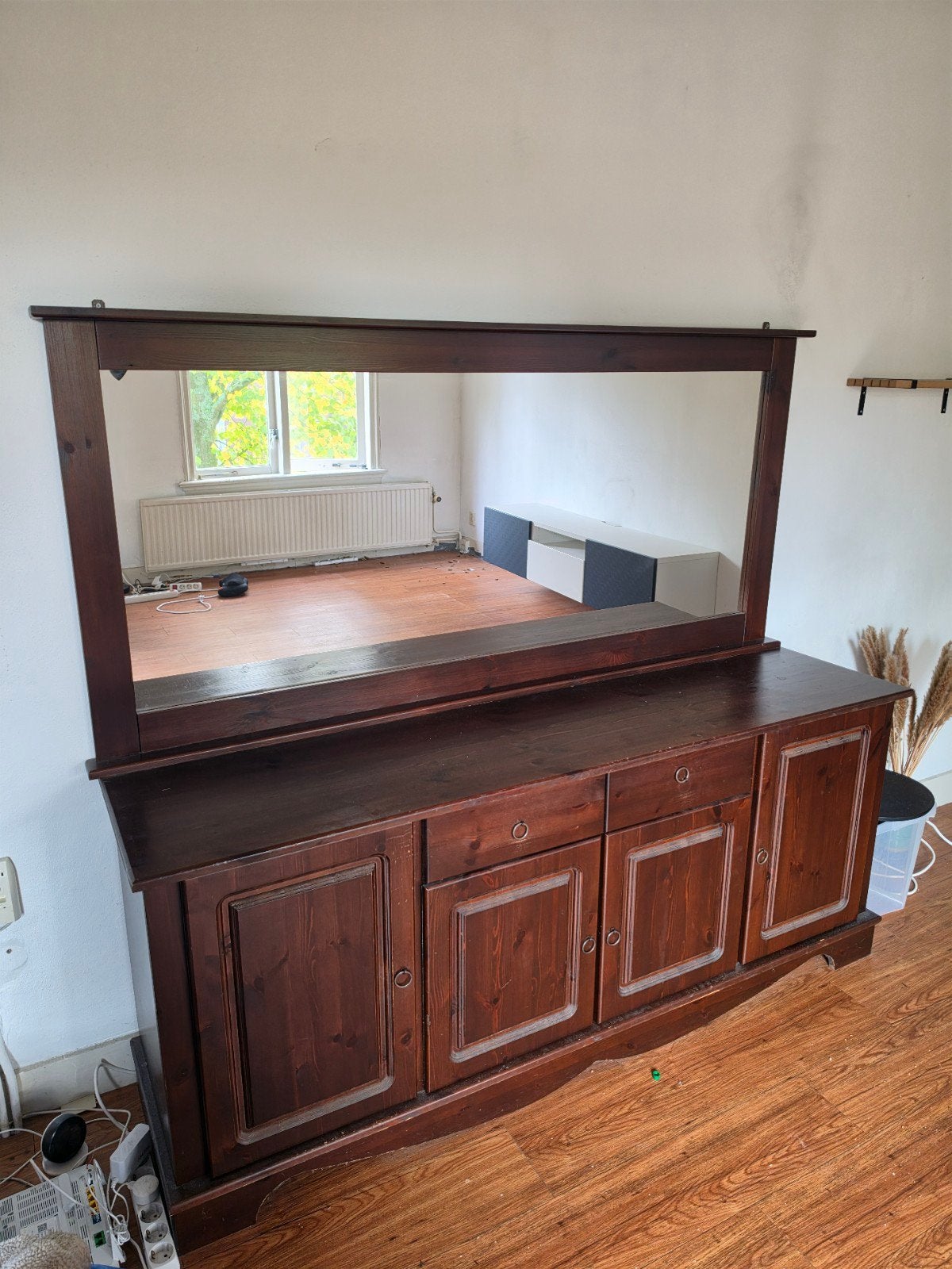 Vintage houten Dressoir met spiegel van grenenhout, Ophalen, Gebruikt, Met lade(s), Klassiek