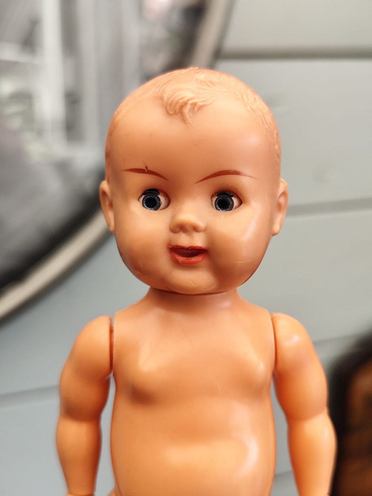schattig  kader popje met slaapoogjes en bewegend tongetje, Verzamelen, Poppen, Ophalen, Gebruikt, Pop