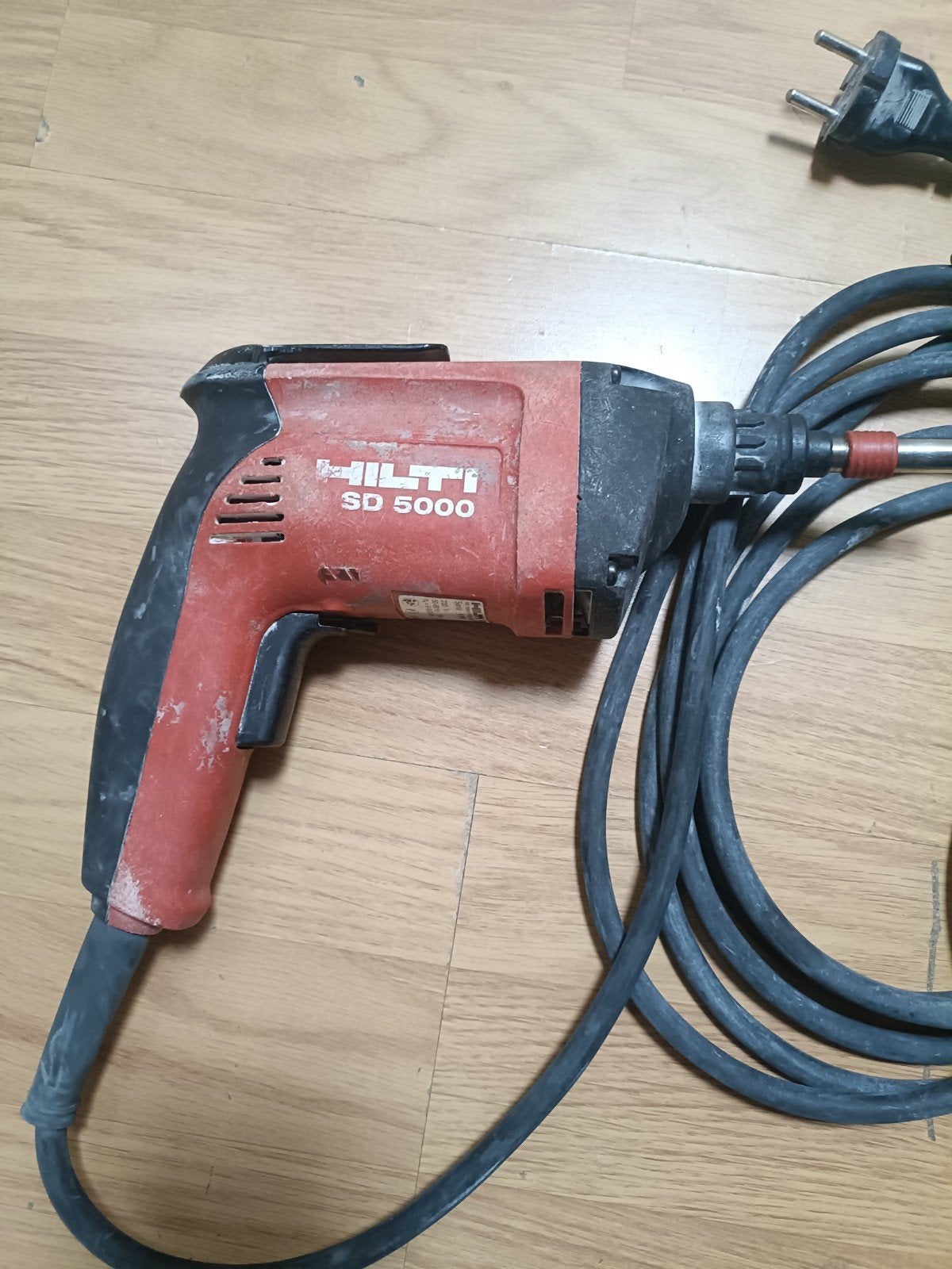 Schroefmachine hilti, Doe-het-zelf en Verbouw, Gereedschap | Boormachines, Ophalen of Verzenden, Zo goed als nieuw, Boor- en Schroefmachine