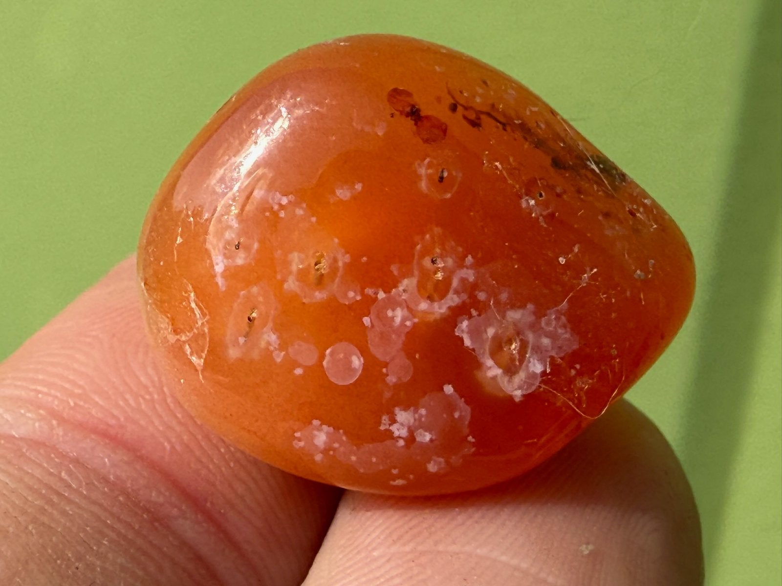 Oranje Chalcedoon broekzaksteen trommelsteen, Ophalen of Verzenden, Mineraal