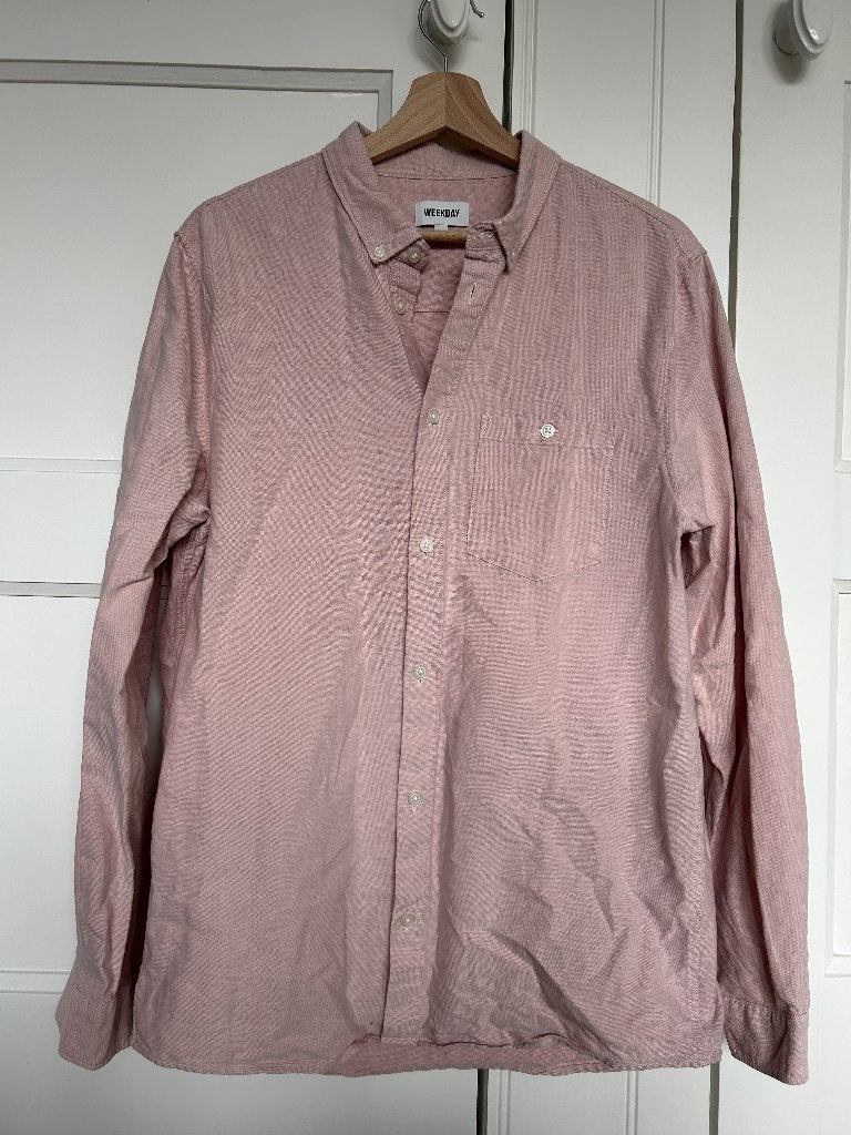 Weekday overhemd - mt M, Ophalen of Verzenden, Zo goed als nieuw, Roze, Halswijdte 41/42 (L)