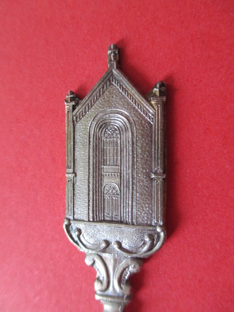 Lepeltje Kerk gebouw, Verzenden, Zo goed als nieuw