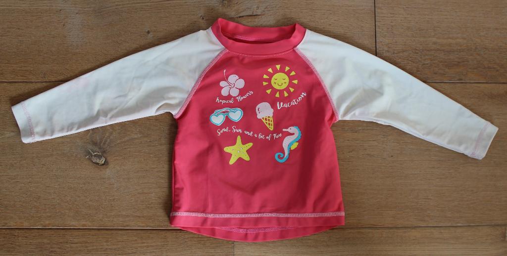 UV-shirt maat 86, Kinderen en Baby's, Babykleding | Maat 86, Ophalen of Verzenden, Gebruikt, Meisje, Shirtje of Longsleeve