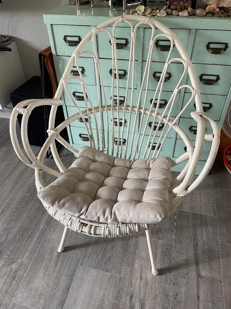 Vintage retro Rohe Noordwolde stoel rotan fauteuil boho wit, Huis en Inrichting, Stoelen, Gebruikt, Wit, Ophalen of Verzenden