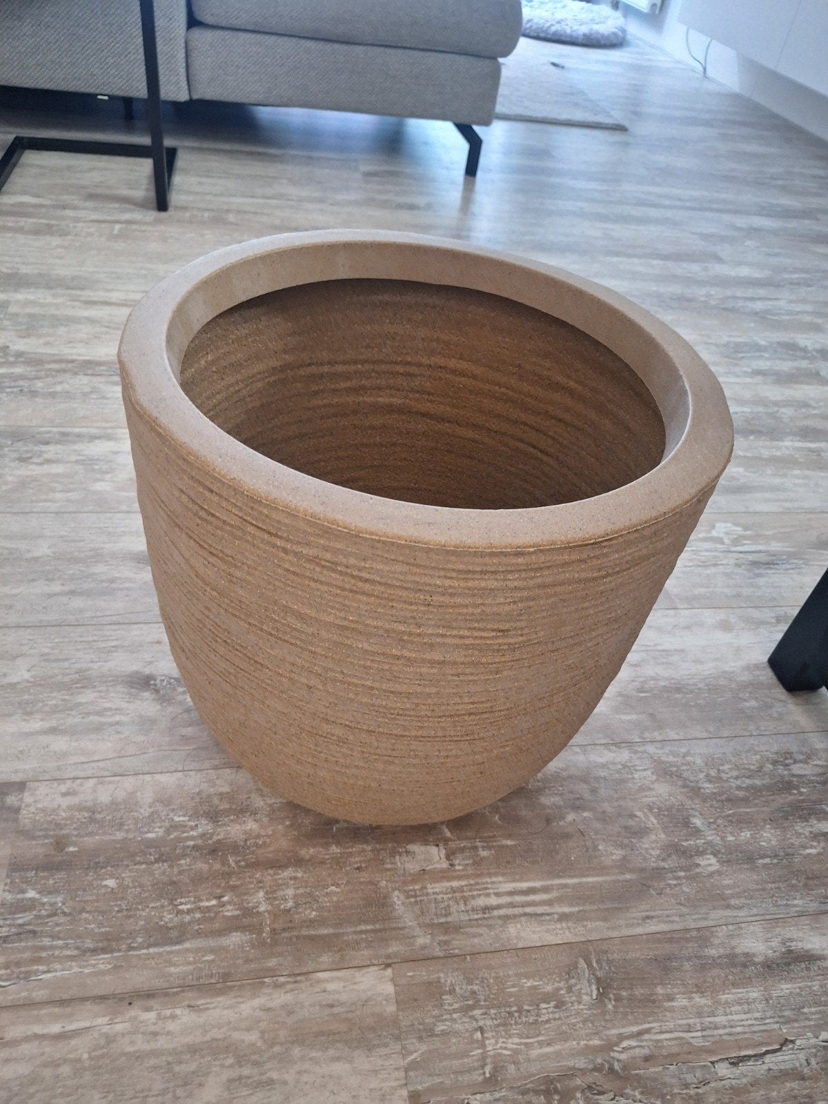 Grote ronde ribbenpot bloempot - Zo goed als nieuw, Tuin en Terras, Ophalen, Overige materialen, 40 cm of meer, Zo goed als nieuw