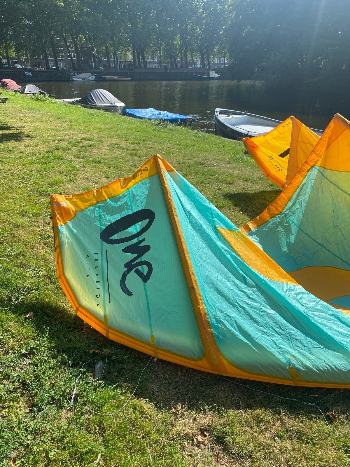 F one kite 11m 2021, Watersport en Boten, Kitesurfen, Ophalen, Gebruikt, Geen board, 11 m²