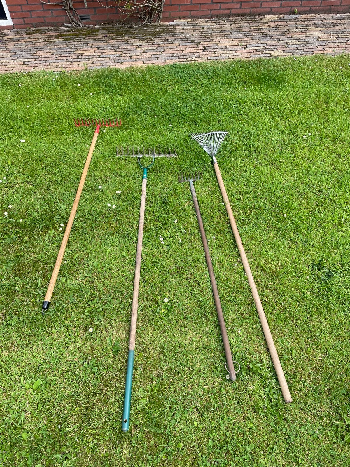 Diverse tuinharken - set van 4 stuks, Ophalen, Gebruikt, Hark