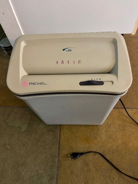 REXEL V20 papierversnipperaar shredder, Ophalen, Zo goed als nieuw