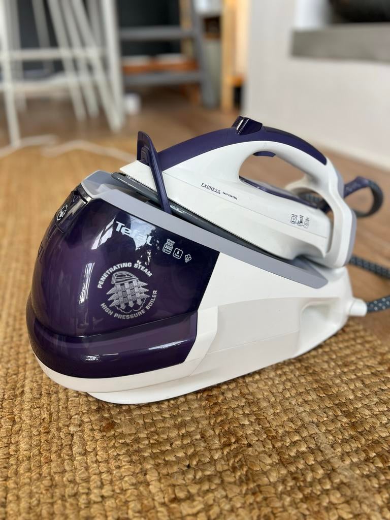 Tefal Express Easy Control Stoomstrijkijzer GV7556, Witgoed en Apparatuur, Strijkijzers en Strijkplanken, Zo goed als nieuw, Strijkijzer met snoer