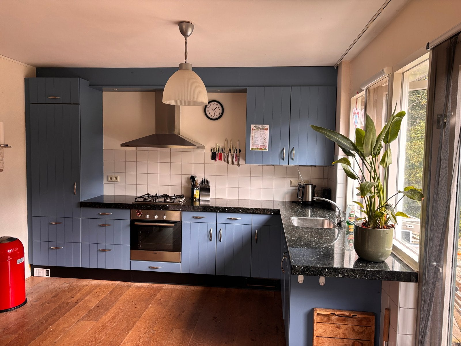 Complete keuken uit 2006 met apparatuur - moet weg!!, Huis en Inrichting, Ophalen, Gebruikt, Blauw, Hoekkeuken