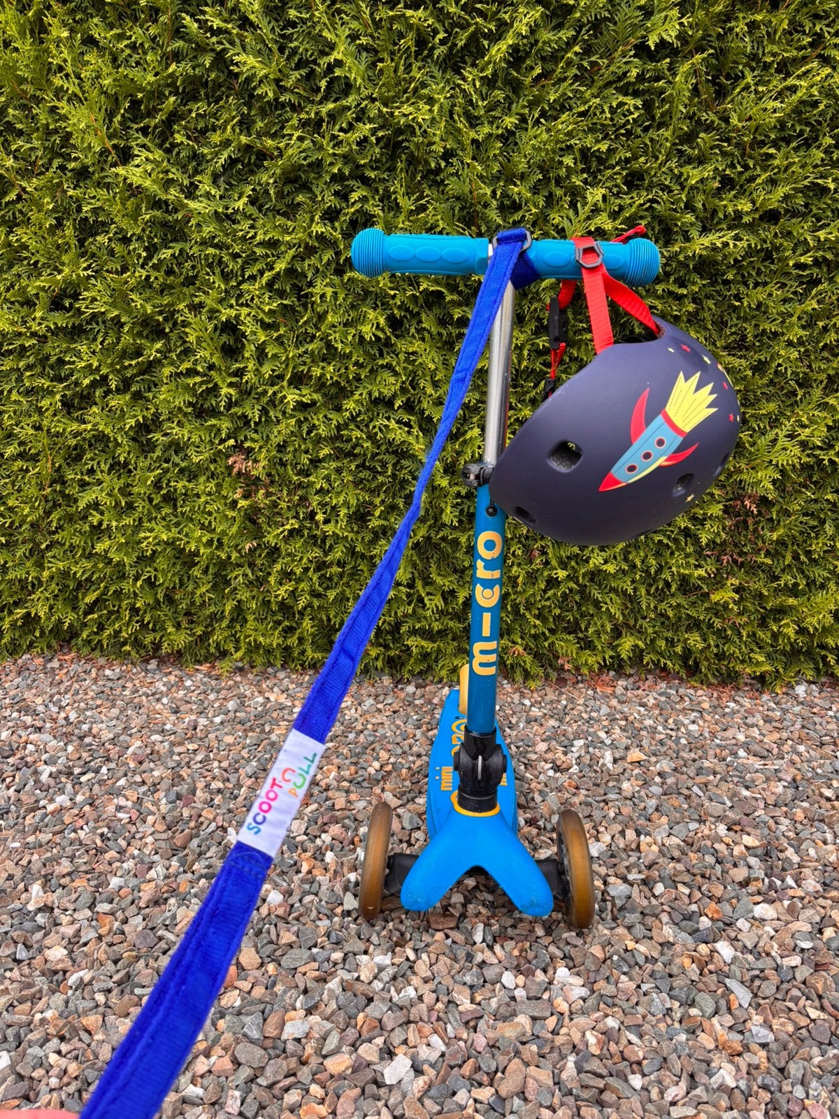 Micro Mini Deluxe step + helm + Scoot ‘n Pull – complete set, Ophalen, Gebruikt