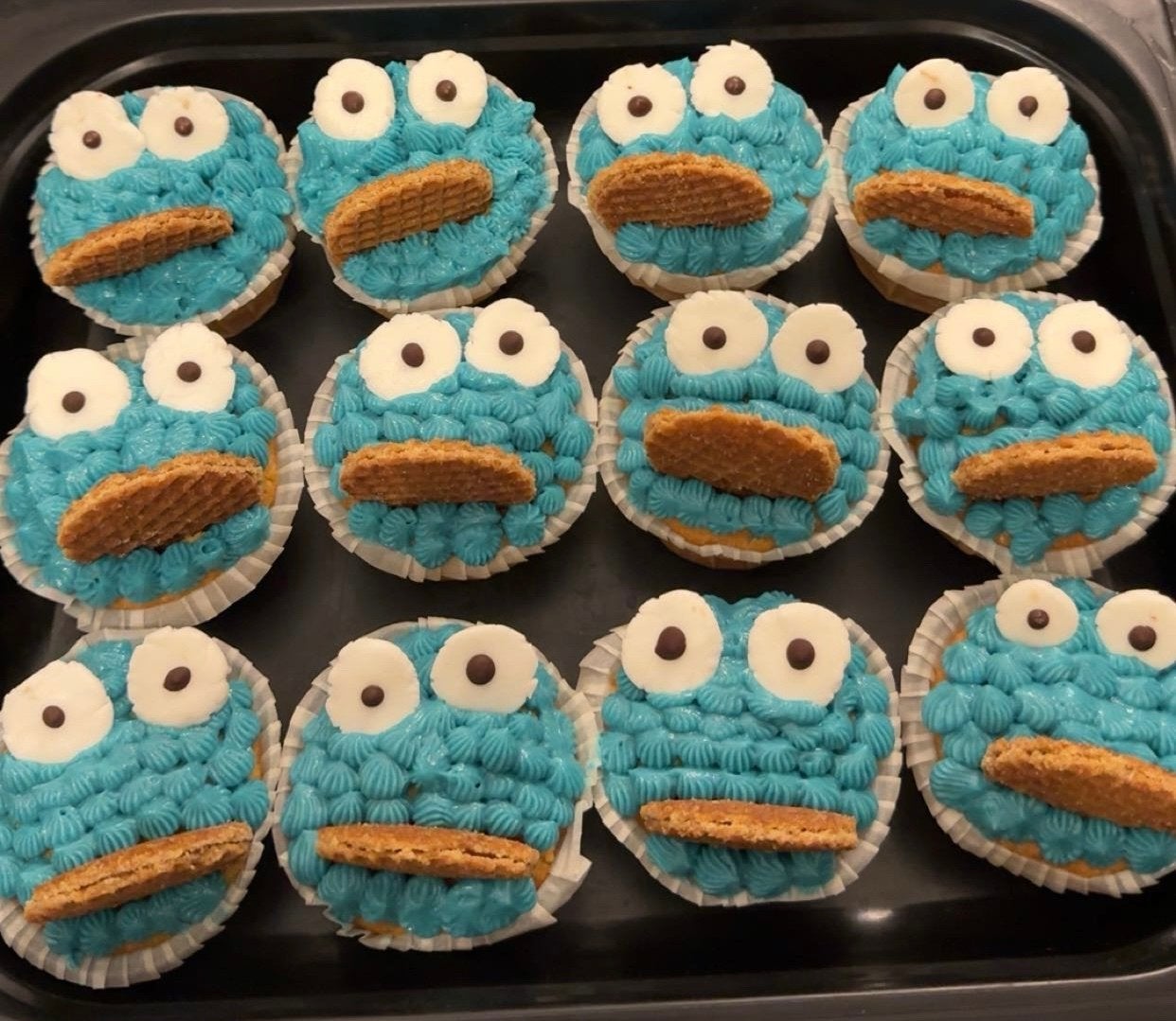 Koekiemonster cupcakes - Feestelijke traktatie!, Hobby en Vrije tijd, Ophalen, Nieuw, Cupcakes, Overige typen