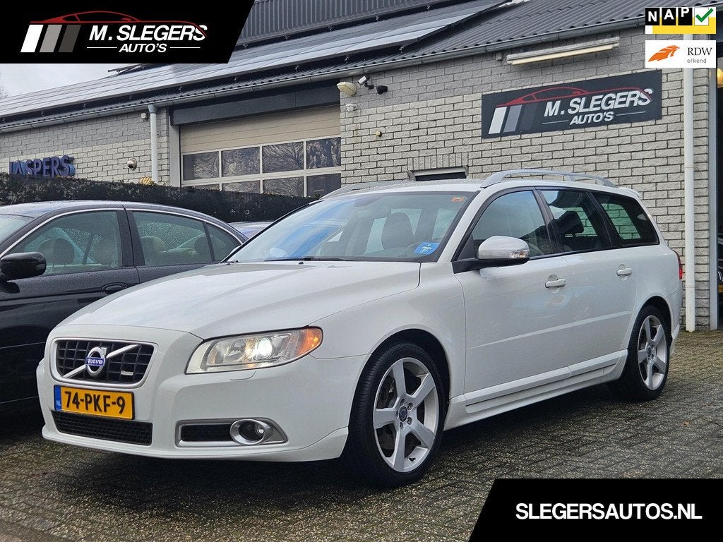 Volvo V70 2.0T R-Edition*Leder*Xenon*Navi*NAP, Voorwielaandrijving, Euro 5, 4 cilinders, Wit