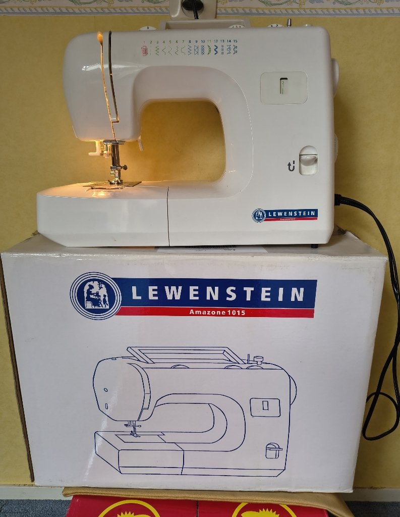 Lewenstein amazone 1015 naaimachine met org handleiding, Hobby en Vrije tijd, Ophalen, Gebruikt, Naaimachine, Lewenstein