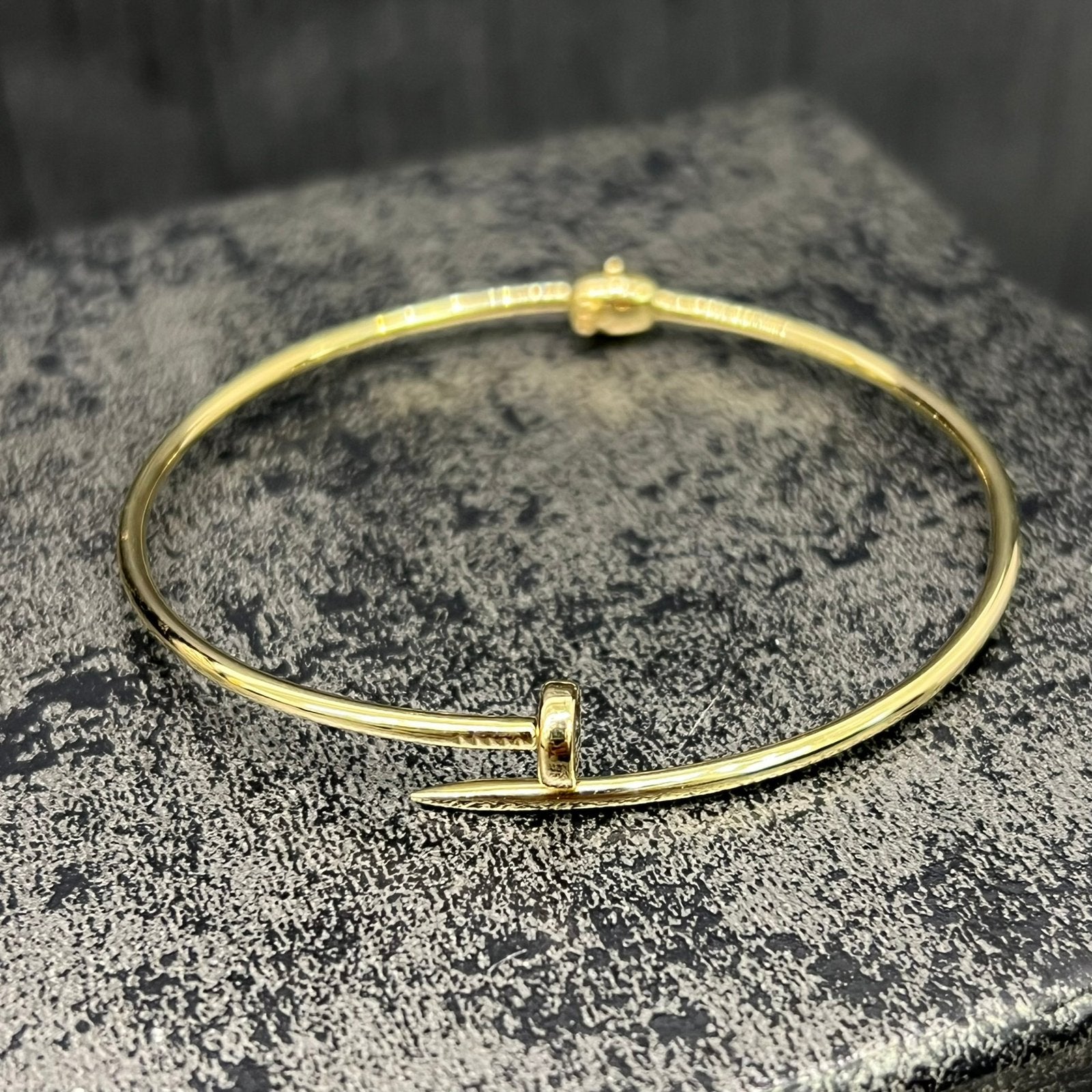 14k gouden armband spijker model, Sieraden, Tassen en Uiterlijk, Armbanden, Ophalen of Verzenden, Nieuw, Goud