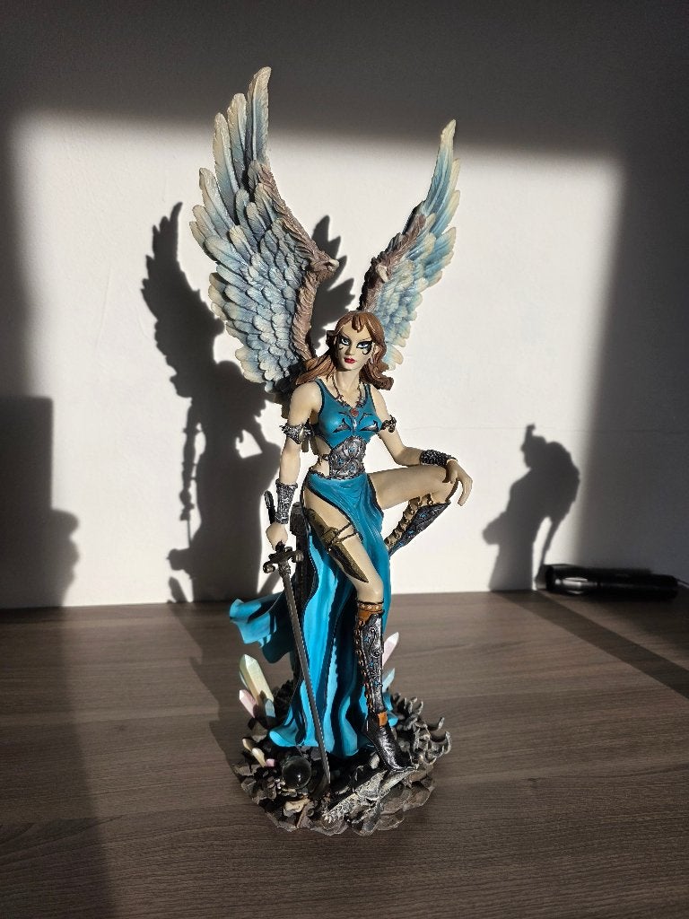 Fantasiefiguur "elf met zwaard", Ophalen of Verzenden, Zo goed als nieuw