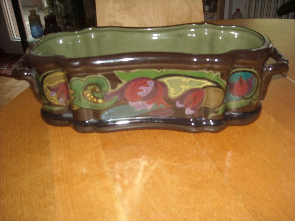 Gouda Plateel, jardiniere, Antiek en Kunst, Meerkleurig, Gemerkt, Ophalen of Verzenden, 13 cm