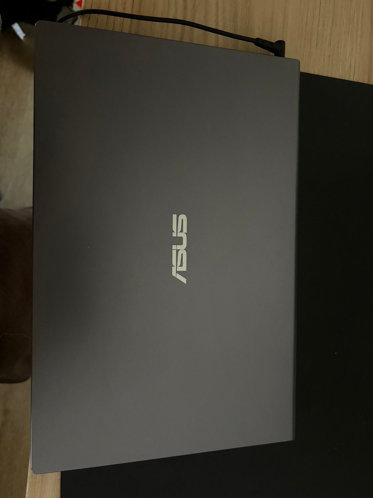 Asus VivoBook, met Intel Core i5 processor + assecoires, Computers en Software, Ophalen, Gebruikt, 15 inch, Onbekend