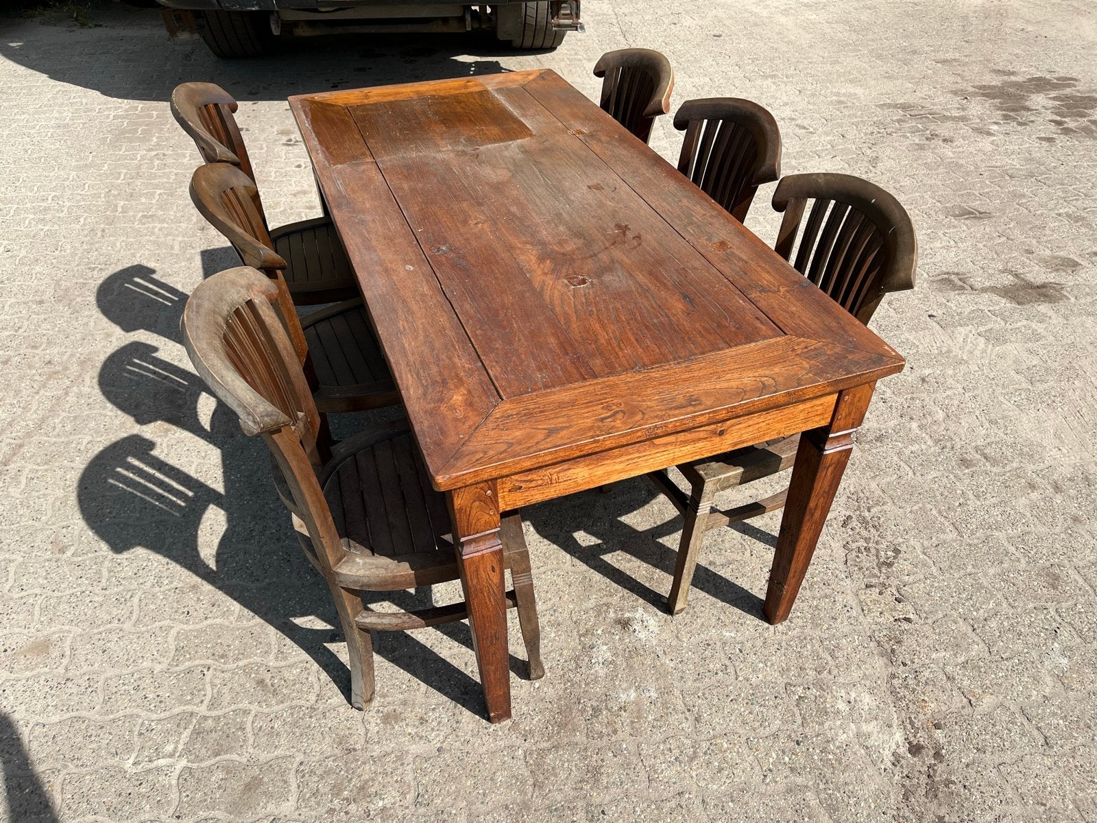 Robuuste houten eettafel met 6 stoelen, Antiek en Kunst, Ophalen