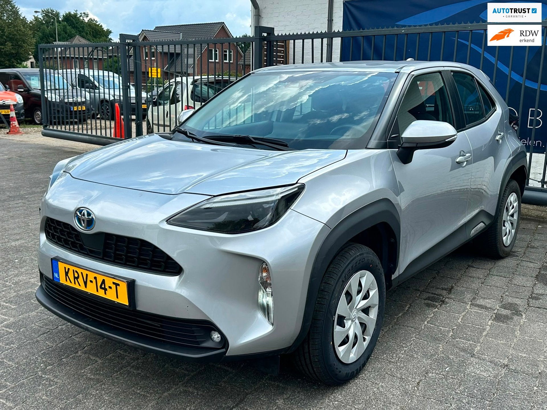 Toyota Yaris Cross 1.5 Hybrid Active / CARPLAY / CAMERA / CR, Auto's, Gebruikt, 23 km/l, 1490 cc, Bedrijf