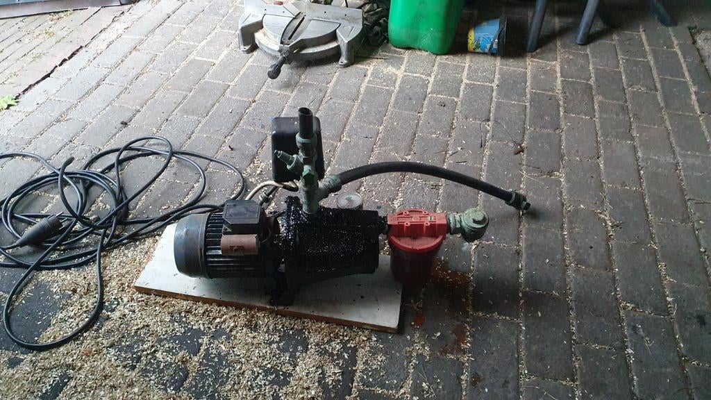 Te koop grondwaterpomp  220 v, Tuin en Terras, Waterpompen, Ophalen