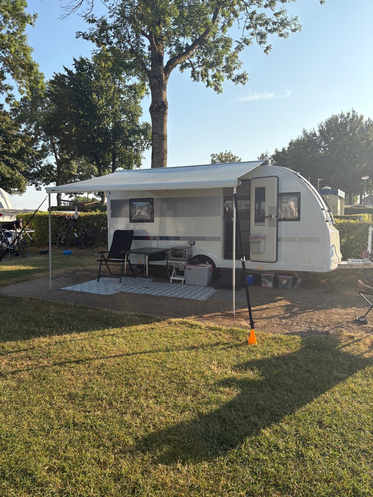 Carravan Adria Adora 472 UP., Rondzit, Kachel, Frans bed, Adria