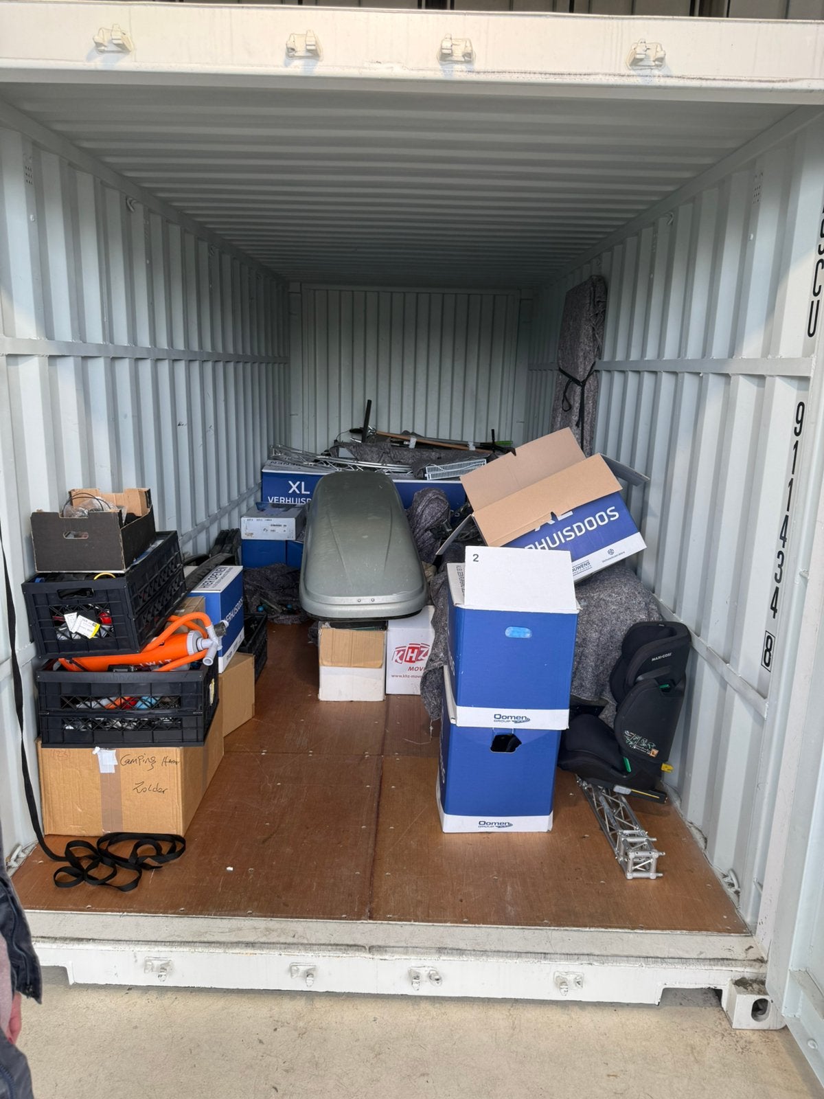 Zeecontainer opslag 33m3 delen, Opslag