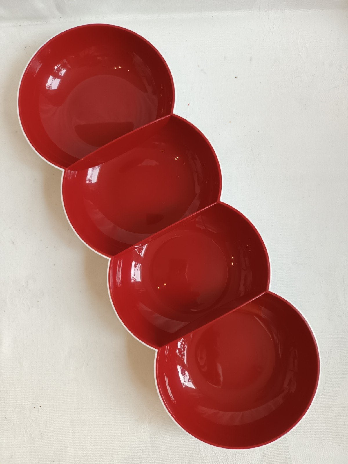 Tupperware Allegra Tapasschaal schaal rood wit, Ophalen of Verzenden, Zo goed als nieuw, Rood, Schaal