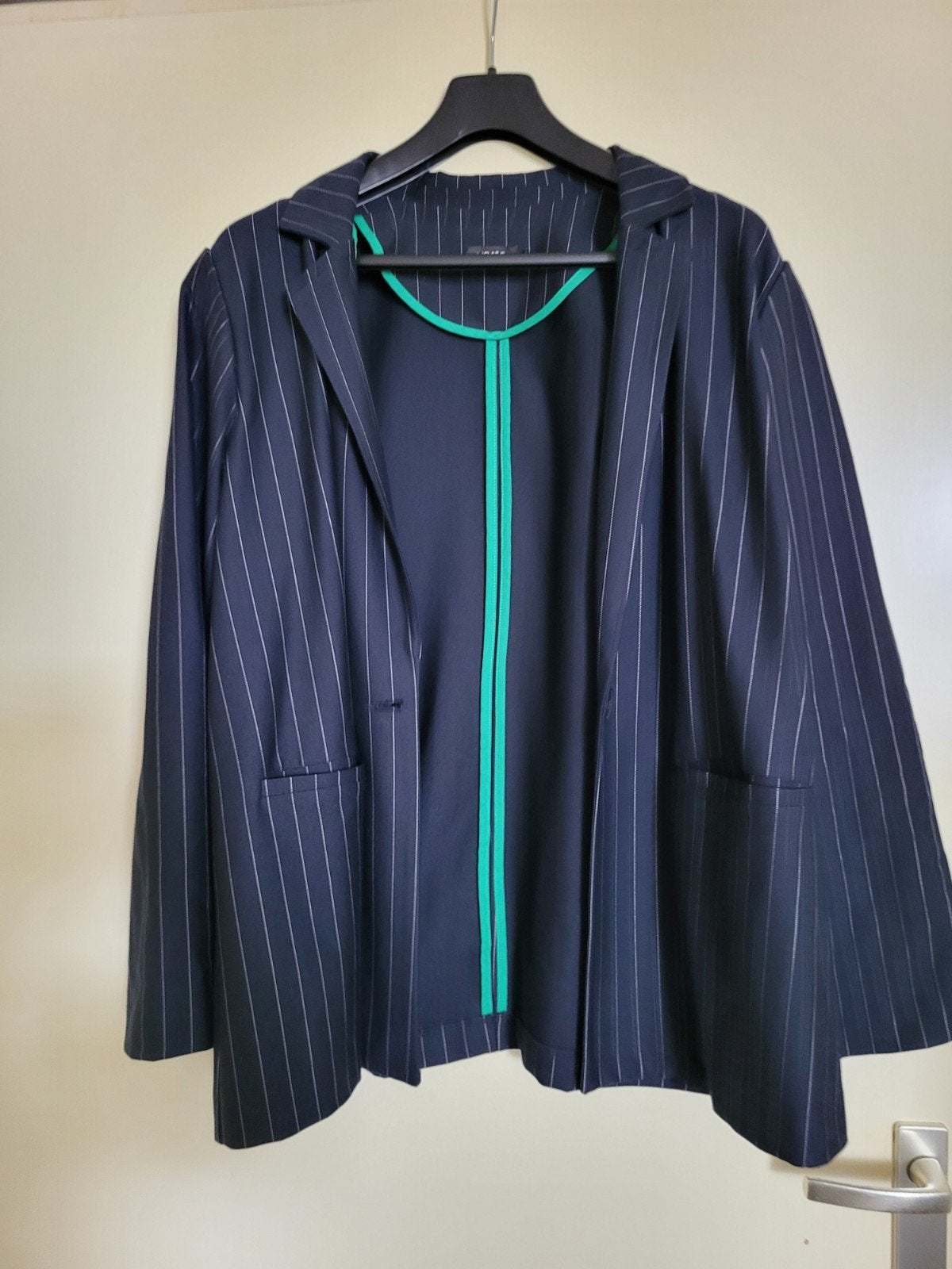 Kostuums maat 48, Kleding | Dames, Jasjes, Kostuums en Pakken, Blauw, Maat 46/48 (XL) of groter, Zo goed als nieuw, Jesto