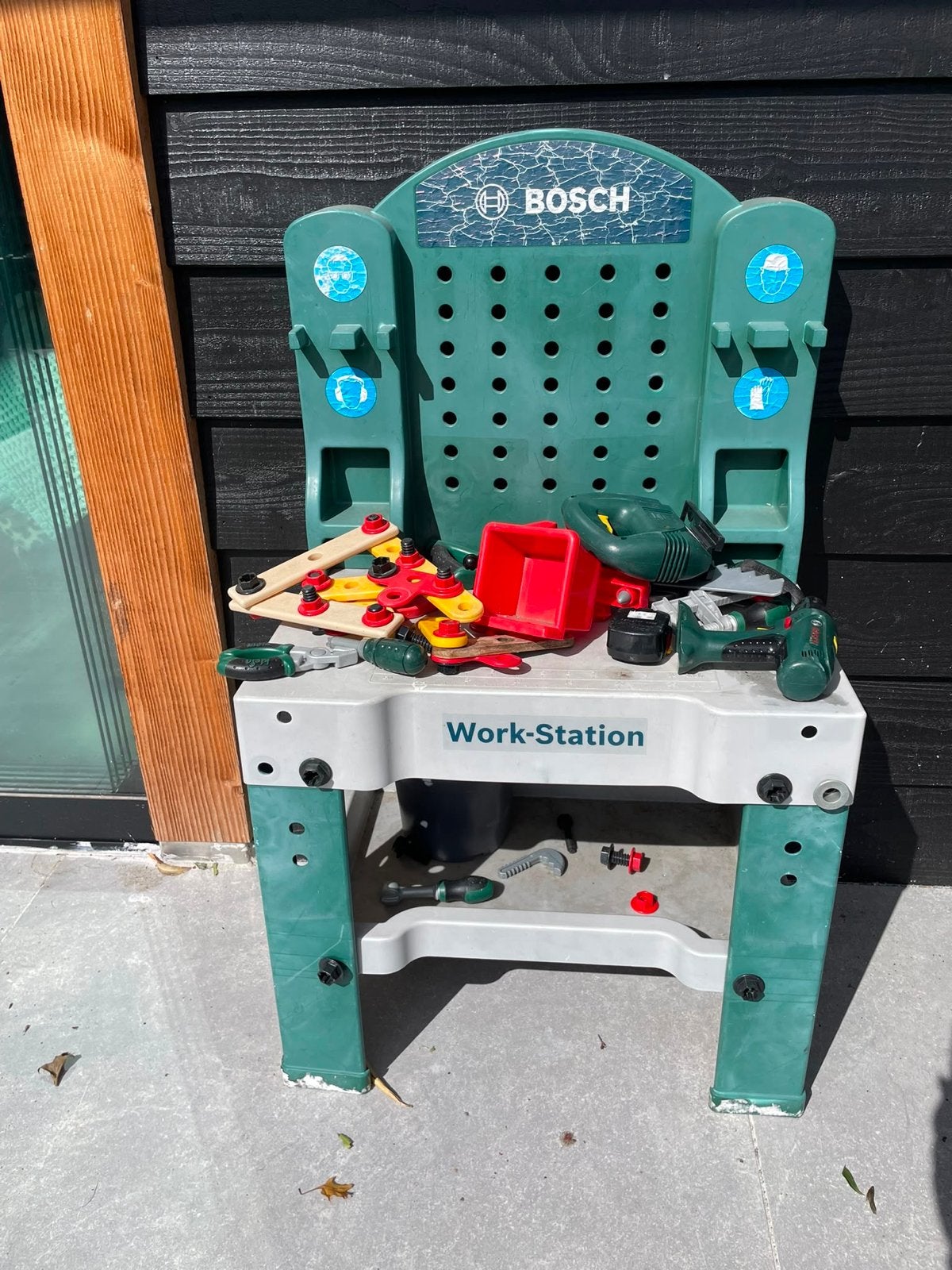 Bosch Work-Station speelgoed werkbank met accessoires, Kinderen en Baby's, Speelgoed | Overig, Ophalen, Gebruikt, Jongen of Meisje