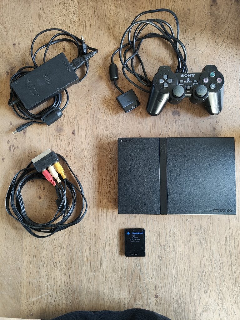 Sony PlayStation 2 Slim SCPH-77004 – compleet en werkend, Spelcomputers en Games, Ophalen, Gebruikt, Zwart, Met geheugenkaart