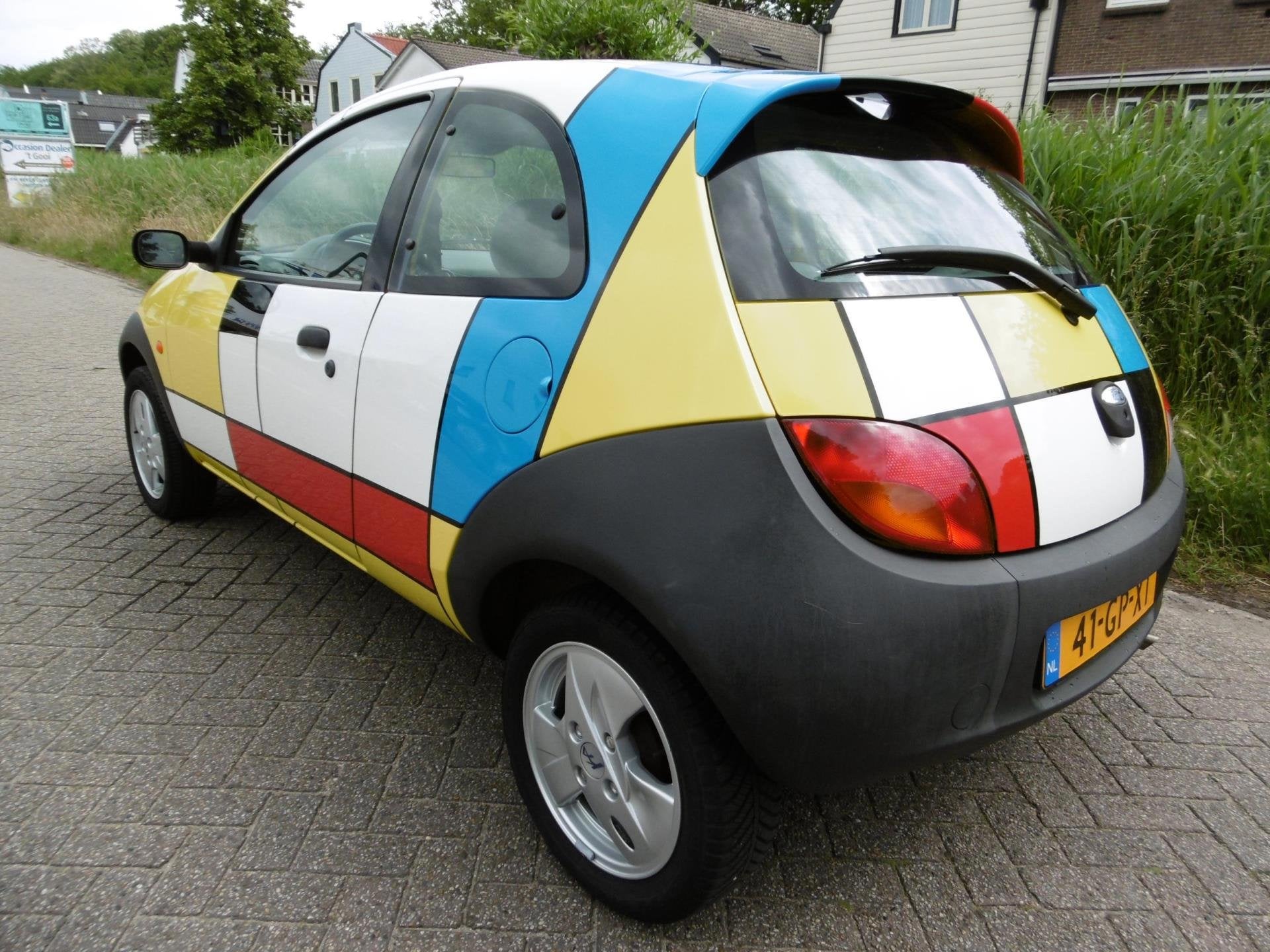 Ford Ka 1.3 d'Eco MONDRIAAN UNIQUE ORIGINAL ART OBJECT, Auto's, 1299 cc, Gebruikt, 4 cilinders, Ka