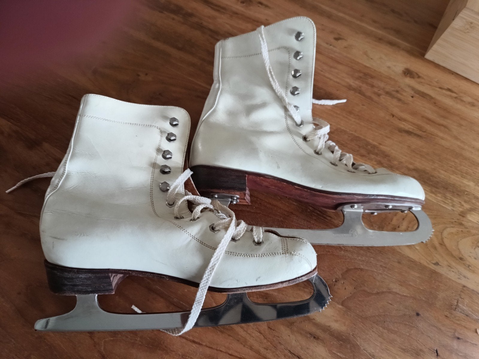 dames kunstschaatsen g.h.n.schaatsschoenen mt 7, Ophalen of Verzenden