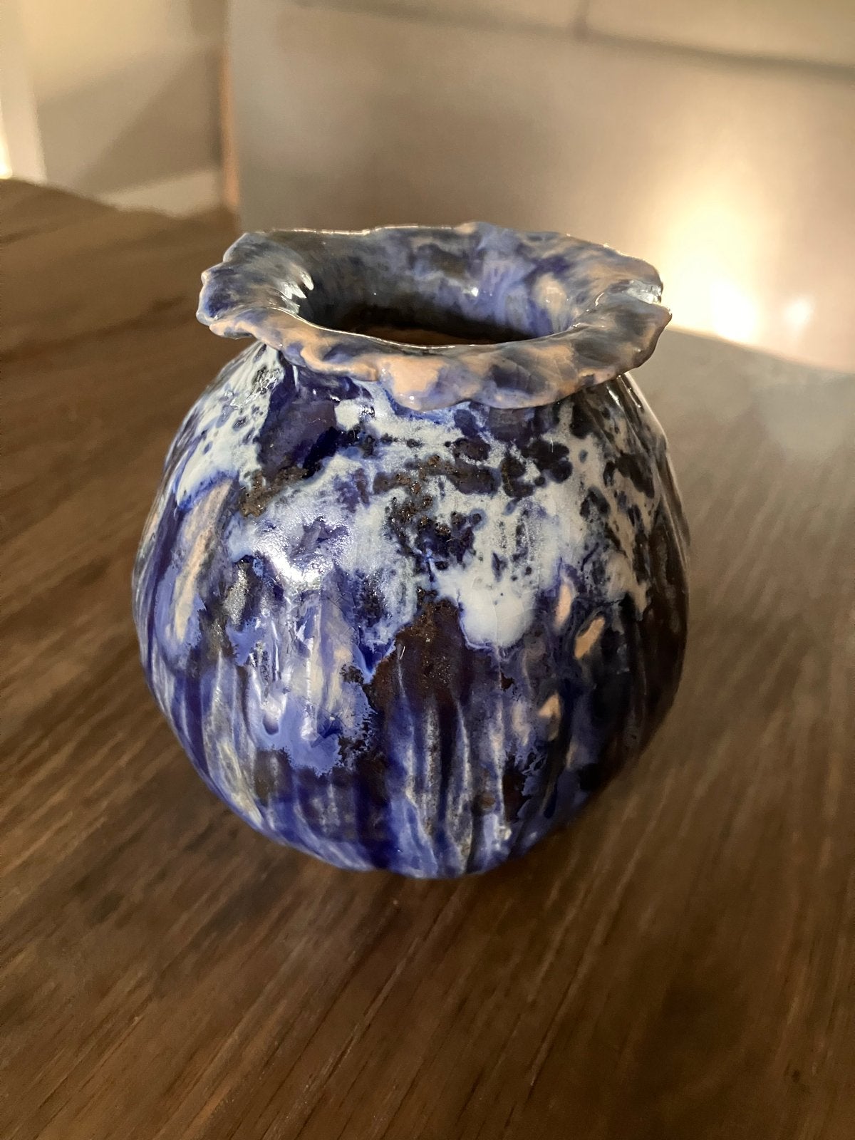 Handgemaakt keramiek vaasje - 10 cm, Blauw, 10 cm, Nieuw, Ophalen of Verzenden