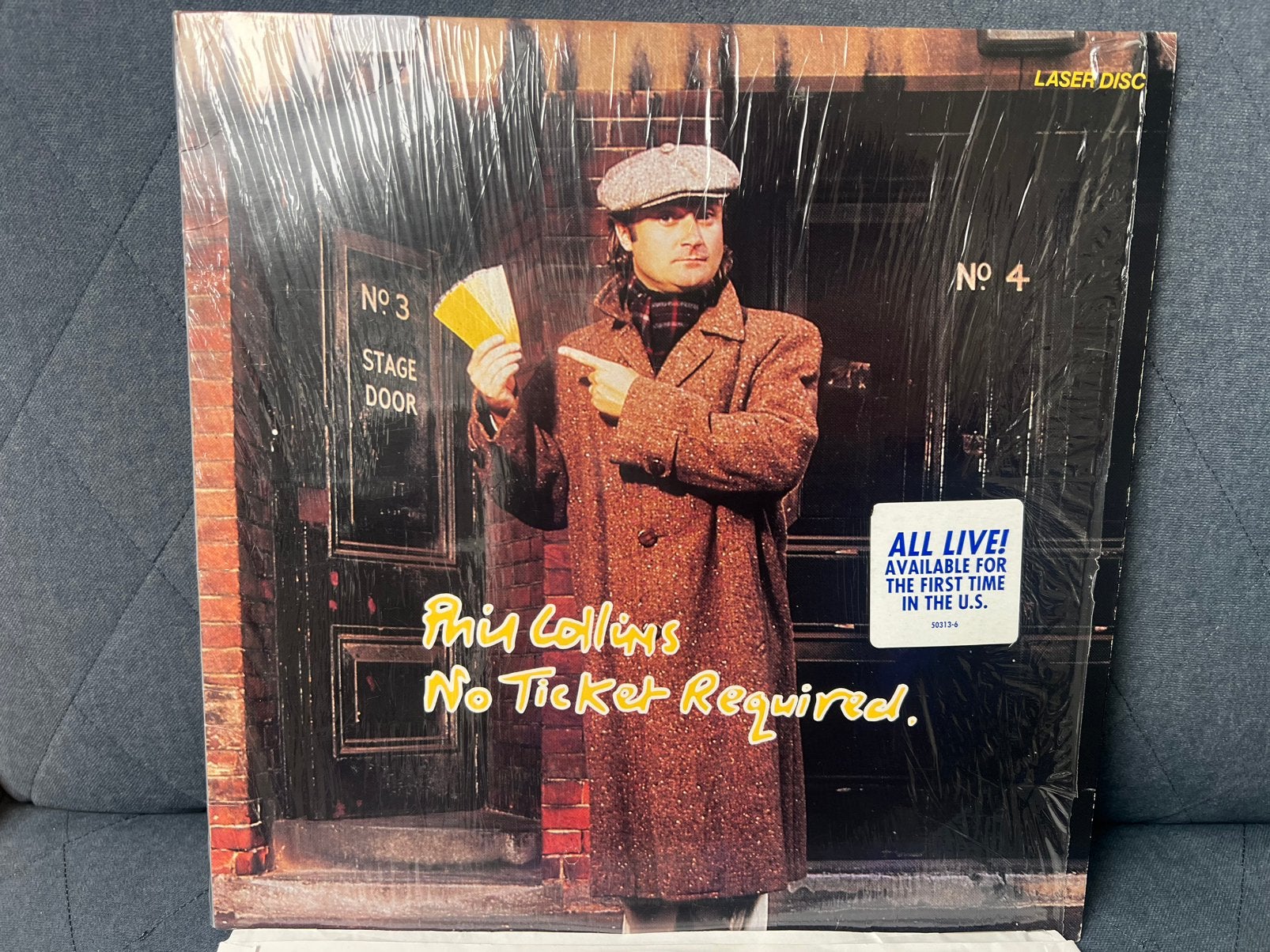 Zeldzaam: Laserdisc Phil Collins - No Ticket required -, Ophalen of Verzenden, Zo goed als nieuw