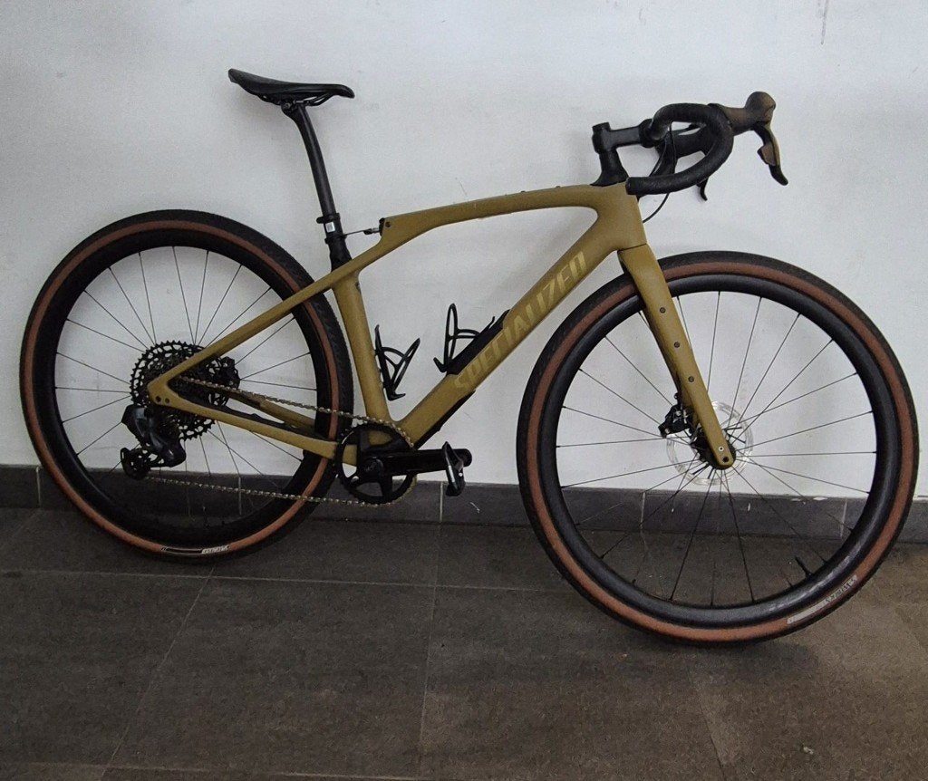 Specialized Diverge STR Expert – SRAM Rival, 28 inch, Carbon, Heren, Zo goed als nieuw