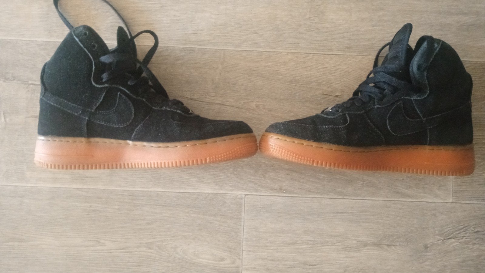 Nike Air Force 1 High '07 Zwart/Gum - Maat 40/40.5, Ophalen, Zo goed als nieuw, Zwart, Nike Air