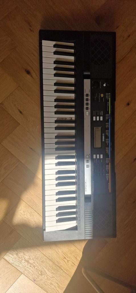 Yamaha PSR E243 keyboard, Ophalen of Verzenden, Gebruikt, 61 toetsen, Yamaha