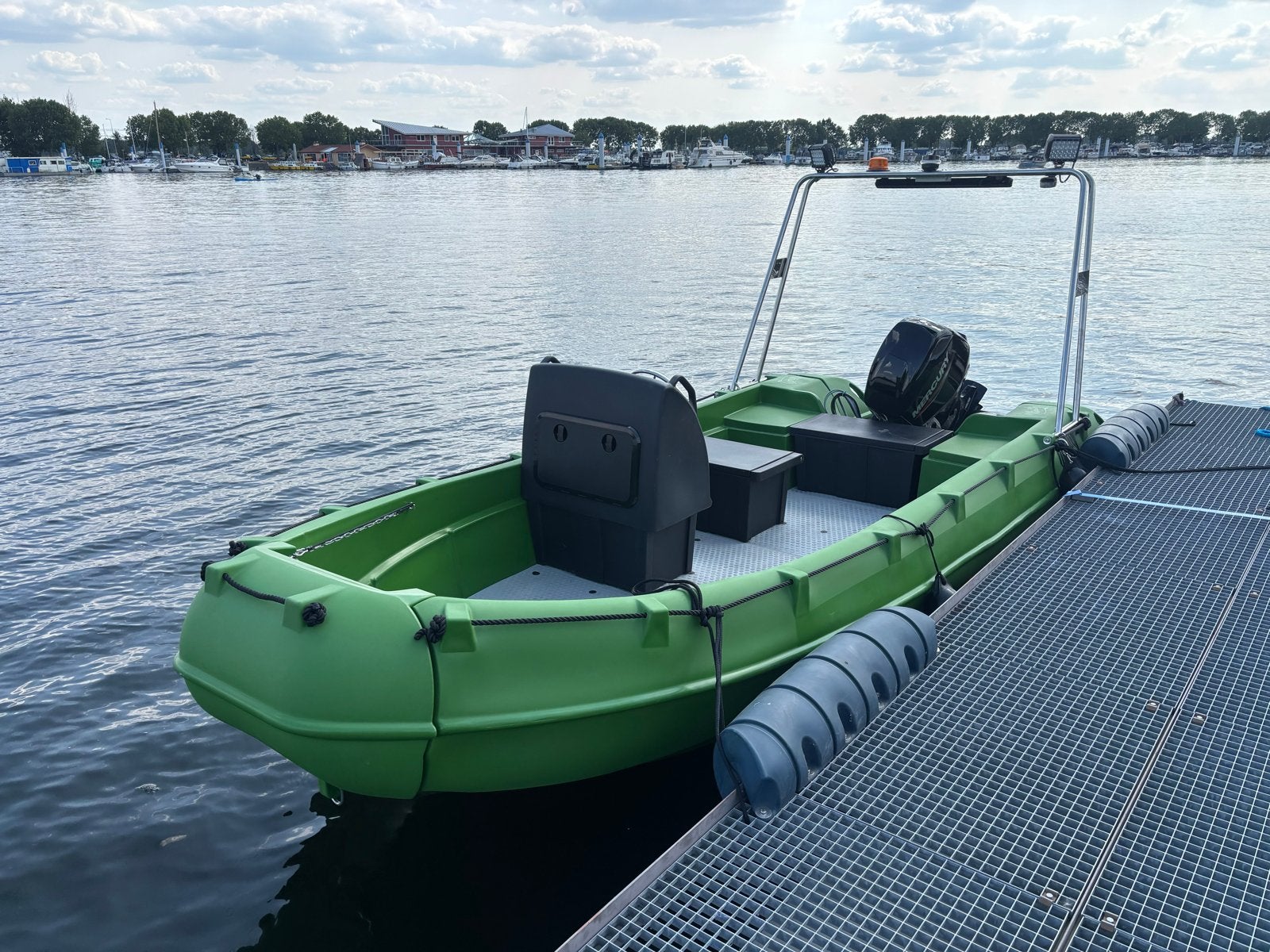 Whaly 500R werkboot met krachtige Mercury 60pk motor, Watersport en Boten, Vis- en Consoleboten, Ophalen, 2 m, 40 cm, 60 pk