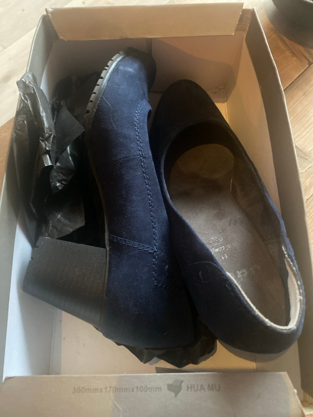 Donkerblauwe pumps met blokhak - Maat 40, Ophalen of Verzenden, Zo goed als nieuw, Blauw, Pumps