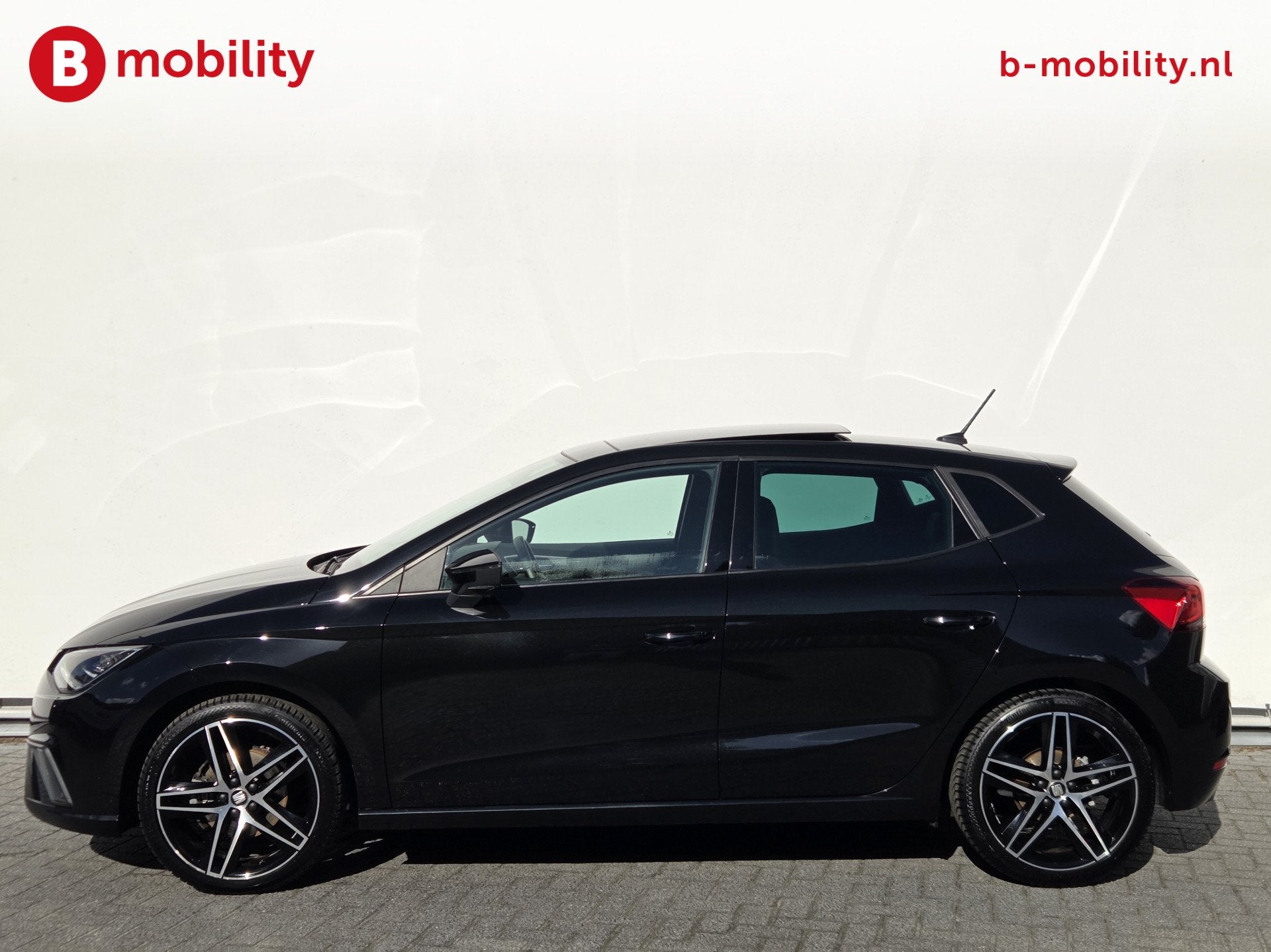 SEAT Ibiza 1.0 TSI FR Business Intense Panoramadak NL Auto!, 116 pk, Origineel Nederlands, Bedrijf, Handgeschakeld