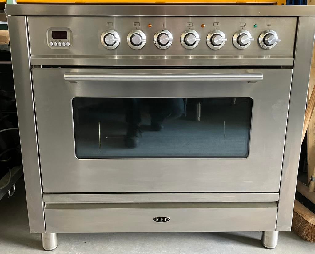 Mooi boretti inductie fornuis 90 cm breed met 4 zones, Ophalen, Gebruikt, 60 cm of meer, 4 kookzones