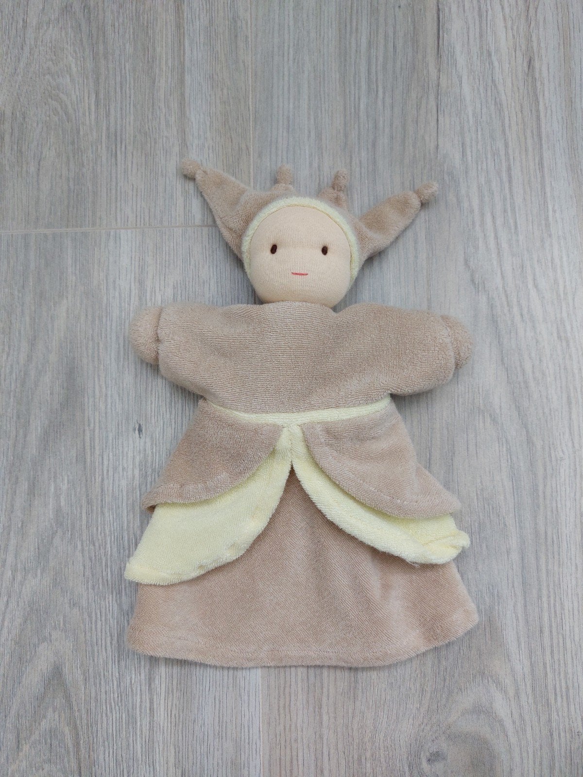 Knuffel handpop Peppa pop prinses tut meisje bruin, Ophalen of Verzenden, Zo goed als nieuw