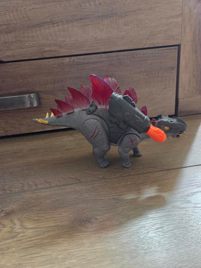 Dinosaurus speelgoed met schietfunctie, Ophalen of Verzenden, Gebruikt
