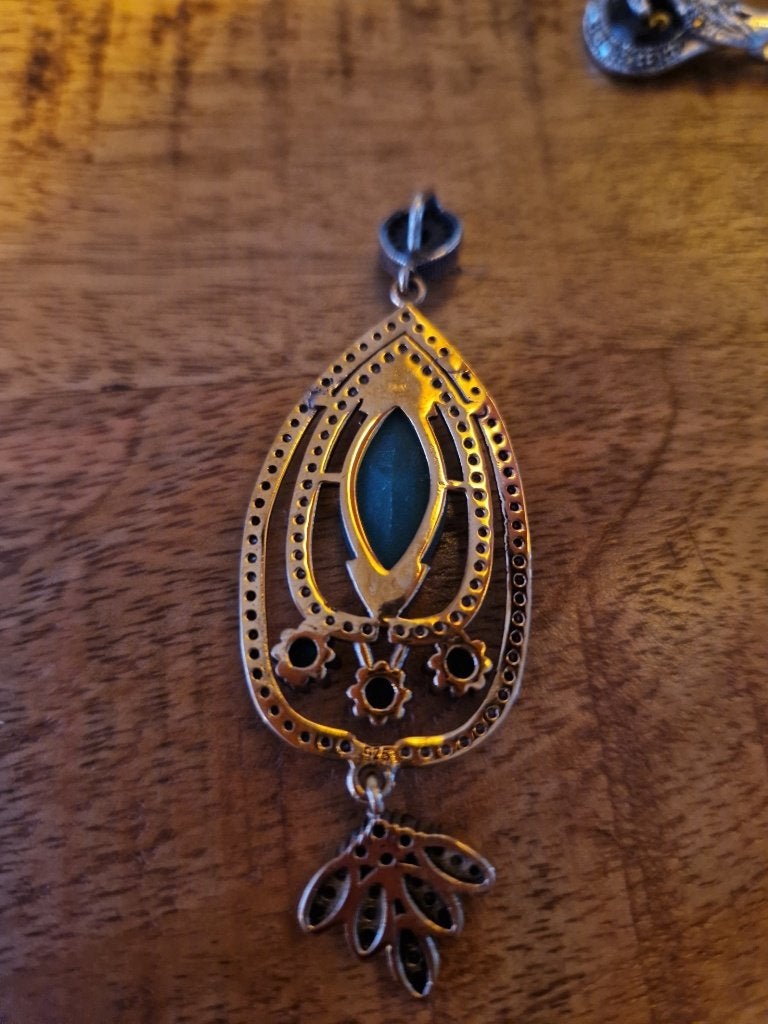 Antieke zilveren hanger met grote smaragd., Ophalen of Verzenden, Zilver, Hanger, Met edelsteen