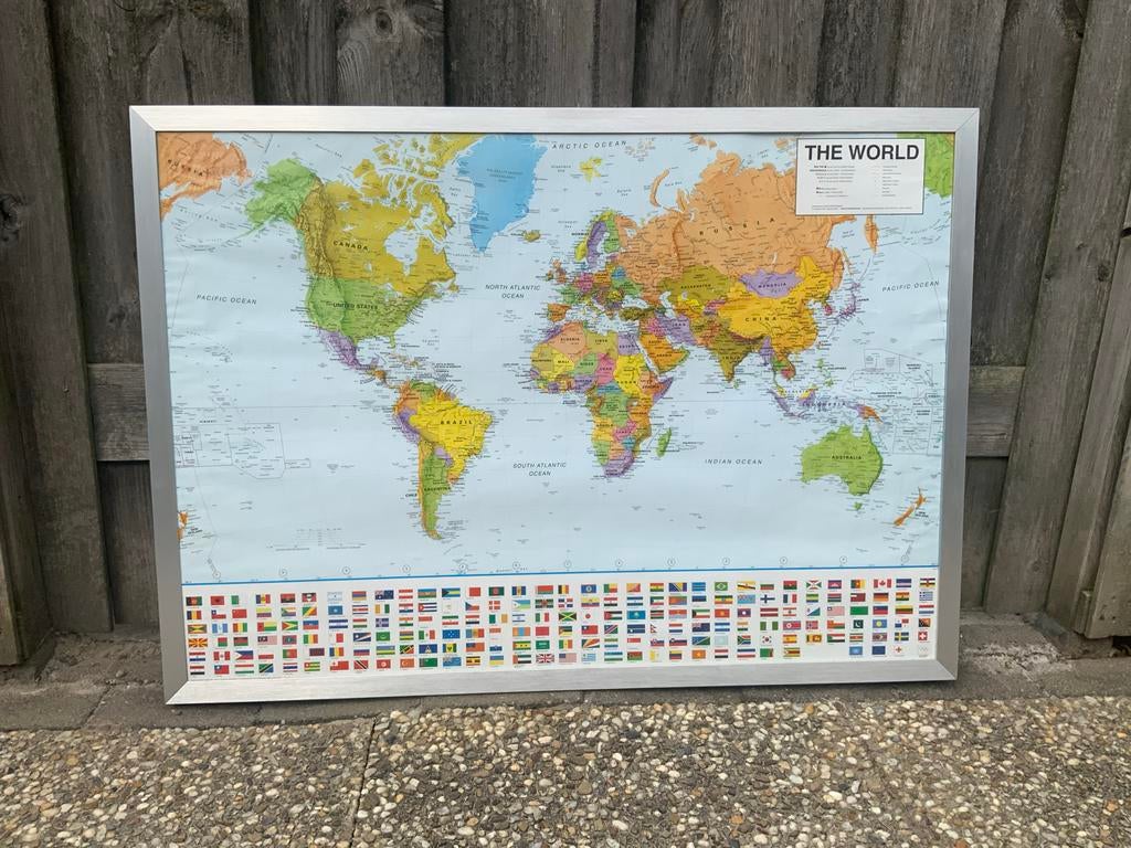 Grote Wereldkaart met Vlaggen - Ingelijst, Ophalen, 2000 tot heden, Wereld, Landkaart