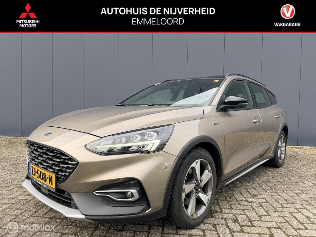 Ford Focus Wagon 1.5 EcoBlue Active Business trekhaak, Stof, Gebruikt, 4 cilinders, Origineel Nederlands