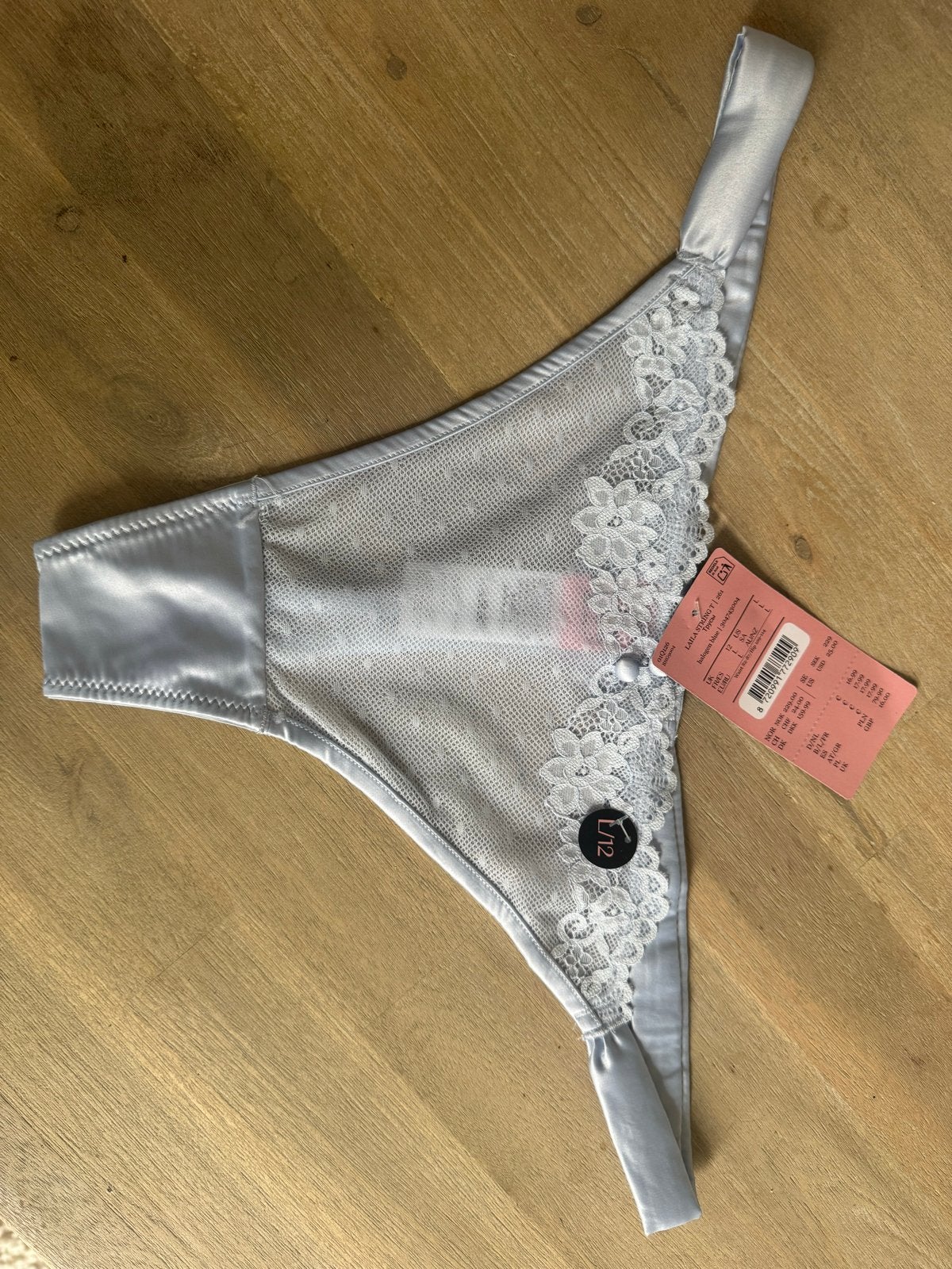 Hunkemöller Laila String L/12 - Lichtblauw met Kant, Ophalen of Verzenden, Blauw, String